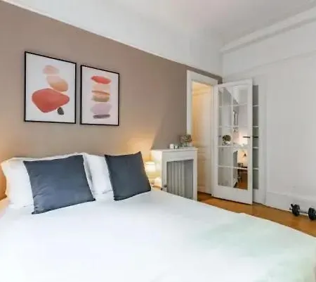 Apartment Luxueux Avec Vue Sur La Tour Eiffel *